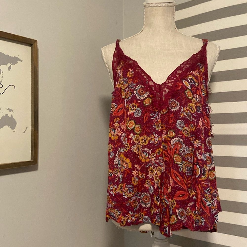 Free People Maroon Floral Infinite Love Lace Trim Lightweight Cami Blouse Sz Med